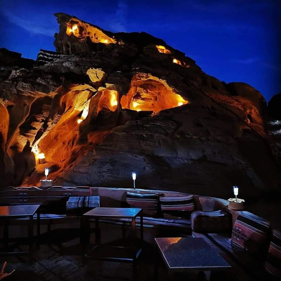 Wadi Rum Star Wars Camp Hotel Kültér fotó